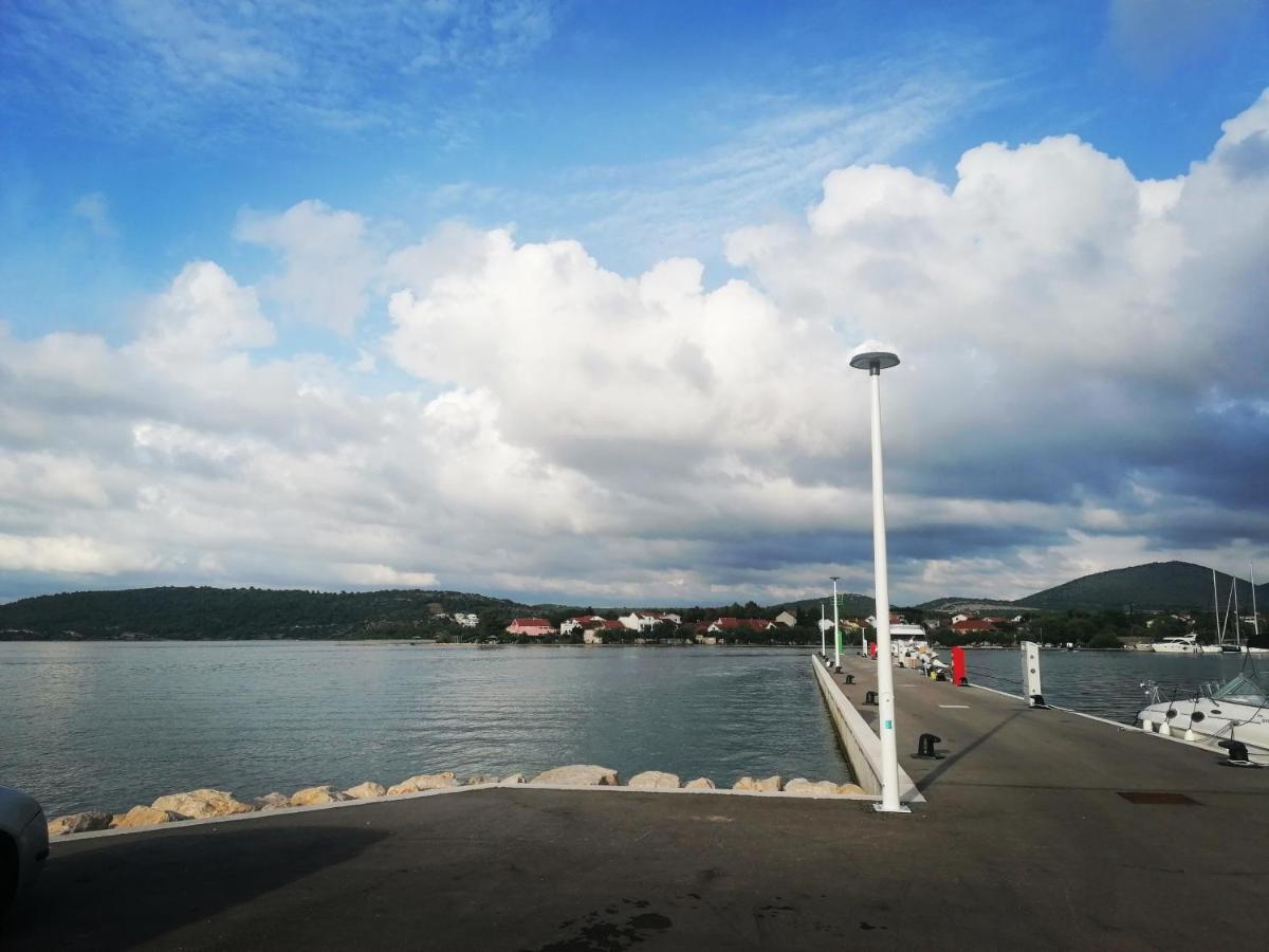 Appartamento Arija Bilice Esterno foto