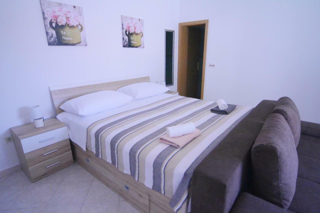 Appartamento Arija Bilice Esterno foto